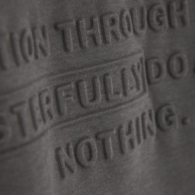 Boxy embossed tee "Yuko"